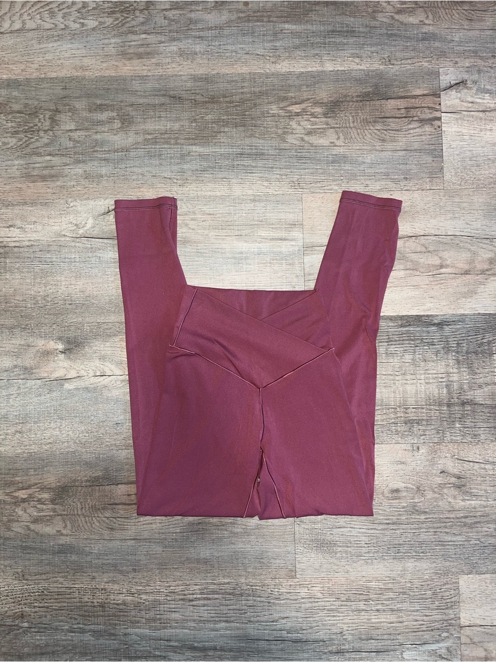 OFFLINE by Aerie Real Me High Waisted Crossover Legging size Xs